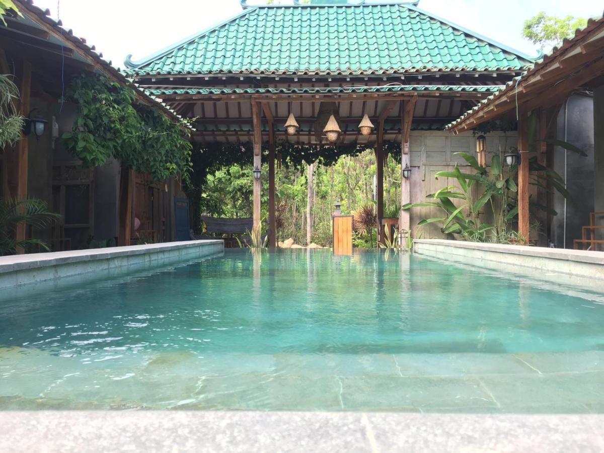 Watukarung Ristu Homestay Kalak Exterior foto
