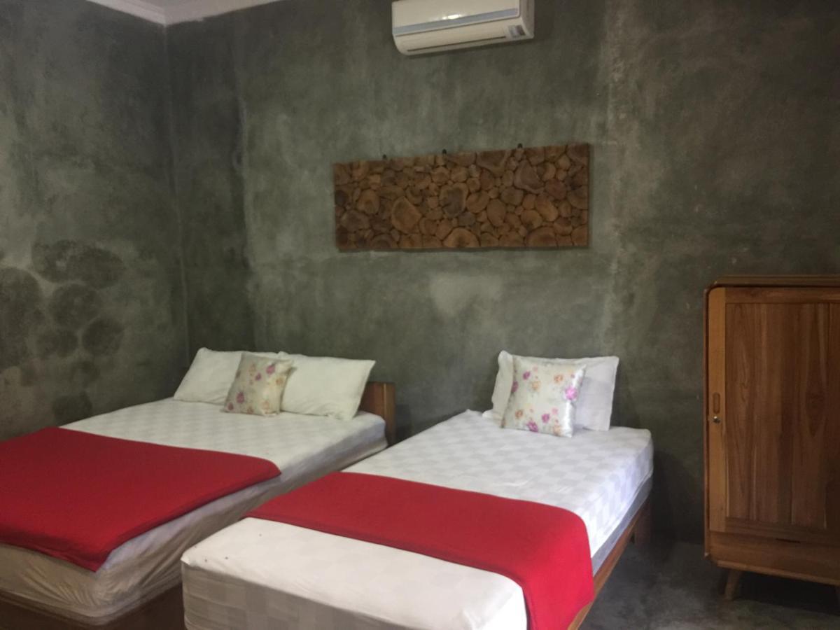Watukarung Ristu Homestay Kalak Exterior foto