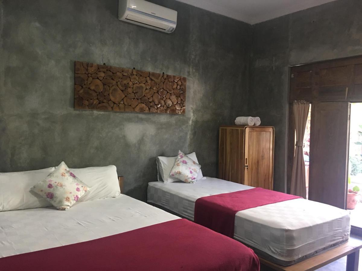 Watukarung Ristu Homestay Kalak Exterior foto